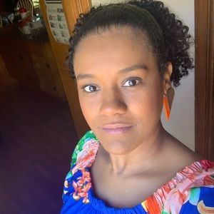 Meet your Posher, Isabel